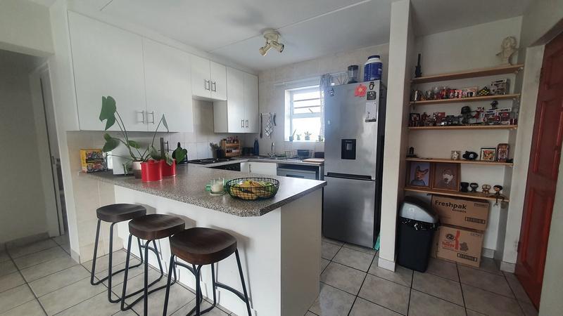 To Let 2 Bedroom Property for Rent in Vredekloof East Western Cape